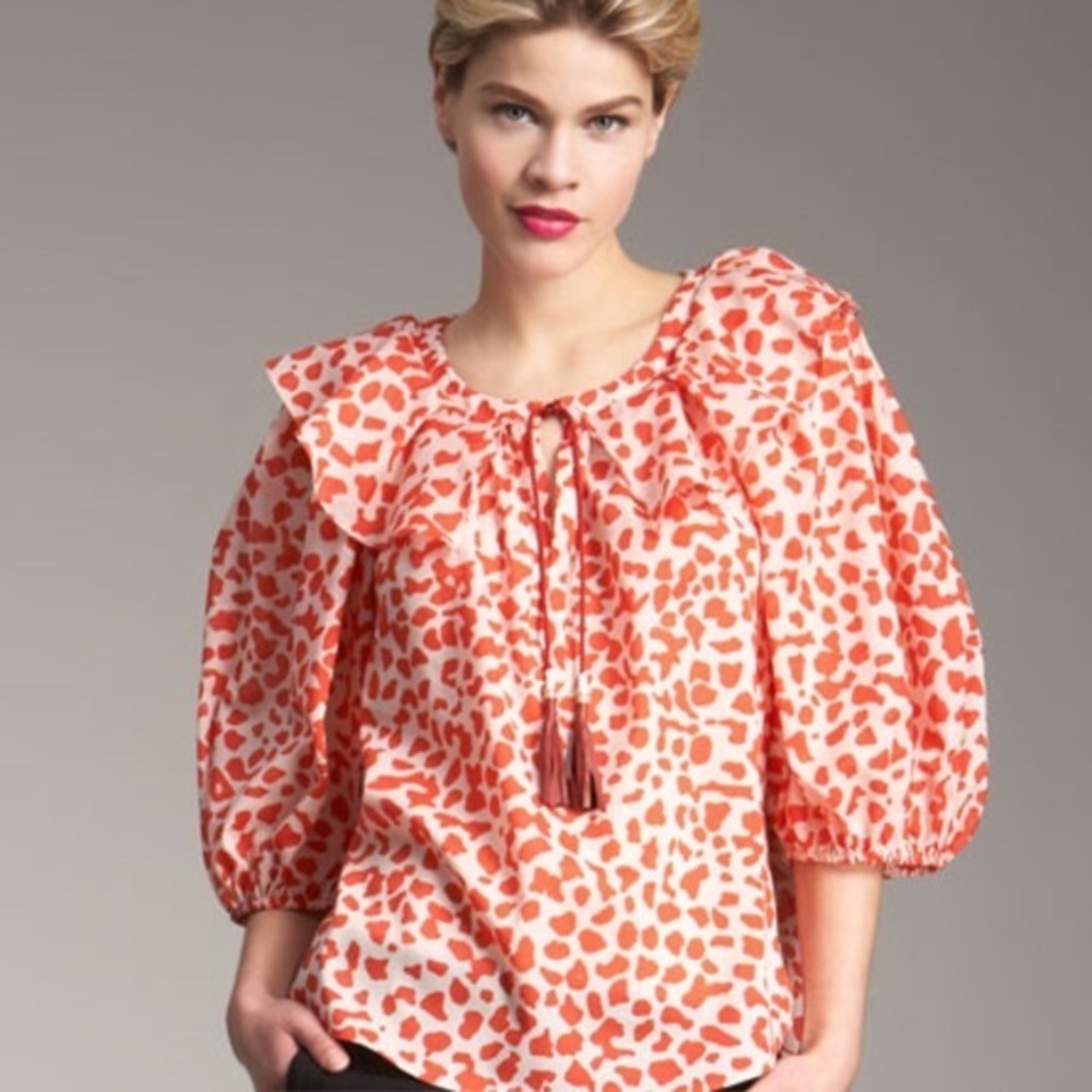 DIANE VON FURSTENBERG KEONI RUFFLE BLOUSE
Size 4